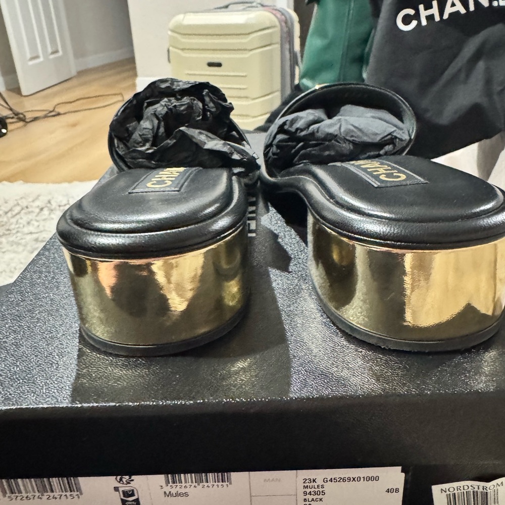 chanel cc mules - Picture 8 of 12